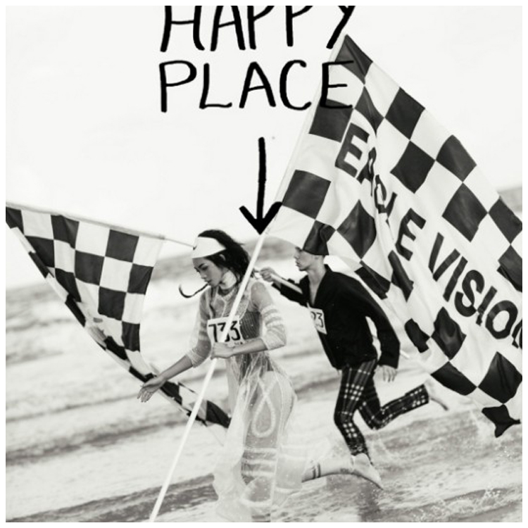 New wedding photography props creative travel shooting location props flag trendy fashion big name seascape hand props