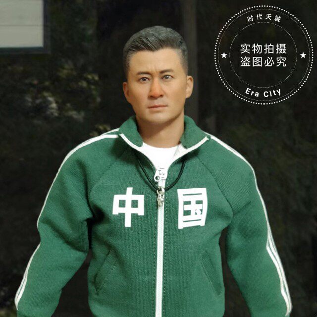 DIY体育教師であり、流行の中国人男性有名人である呉静の1/6スケールアクションフィギュア。