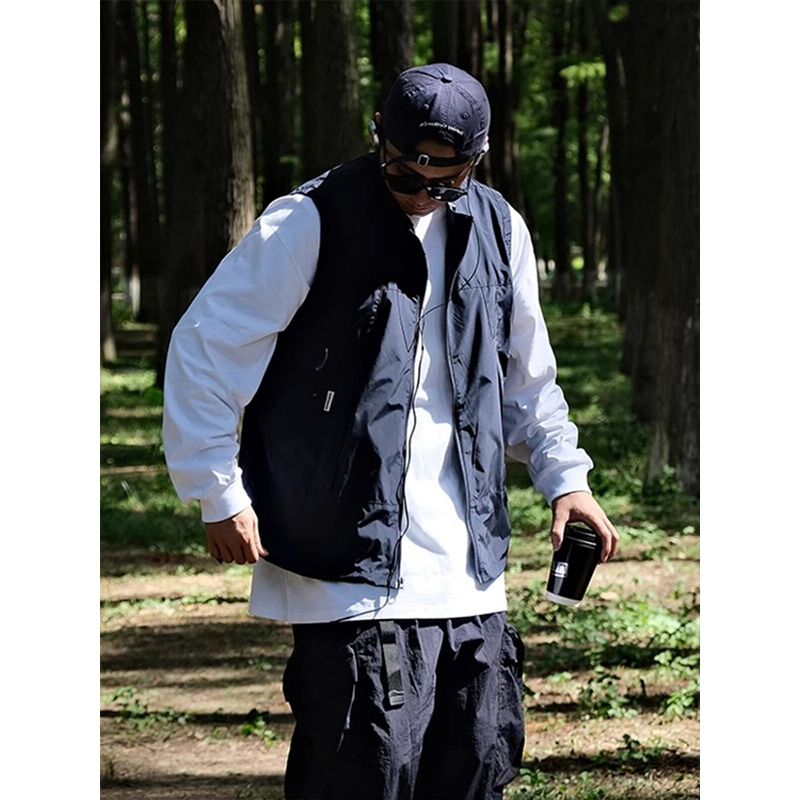 Japanese-Style Cityboy Workwear Vest Jacket for Men, 2026 New Model, American-Style Functional Jacket Vest, Sleeveless for Women