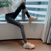 Темно-серый