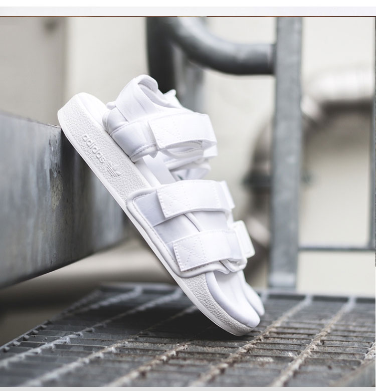 Adidas ADILETTE SANDAL quai velcro màu đen và trắng đi biển giày quai hậu nam