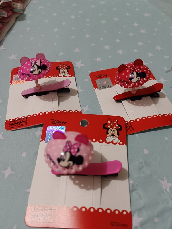 Disney Rocking Umbrella Hair Clip (Free Shipping on Orders over 29.9 from the Store)