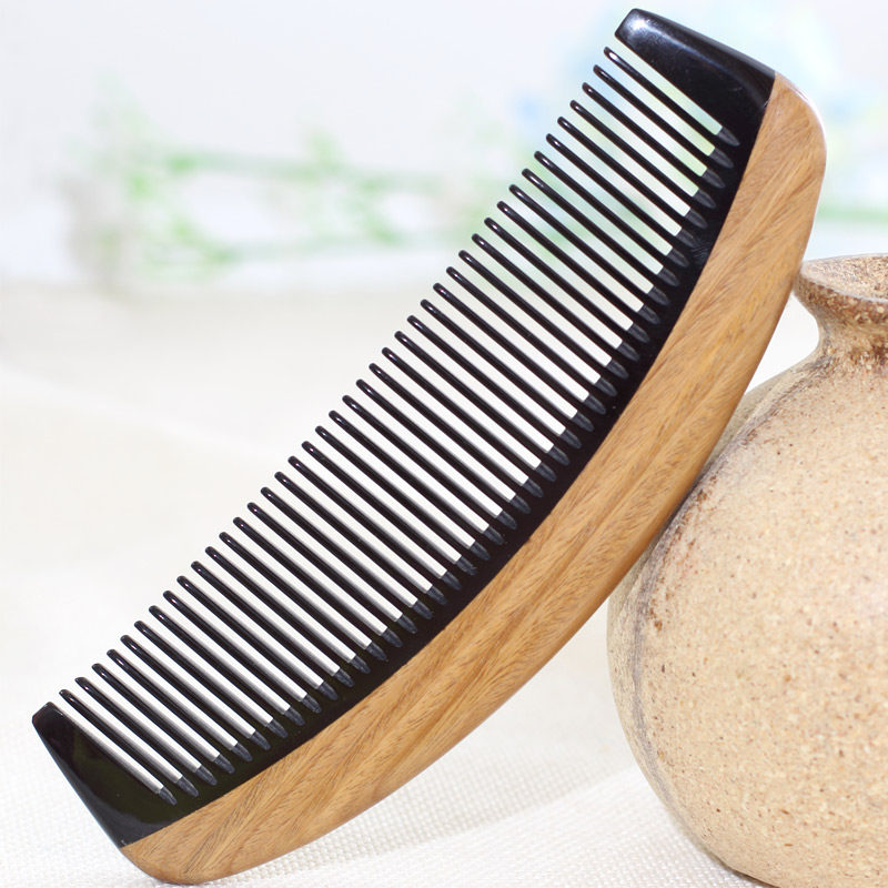 Natural Green Sandalwood Comb Wood Comb Horn Comb Home Antistatic Hair Loss Curly Hair Massage Comb Lettering Gift Comb Children