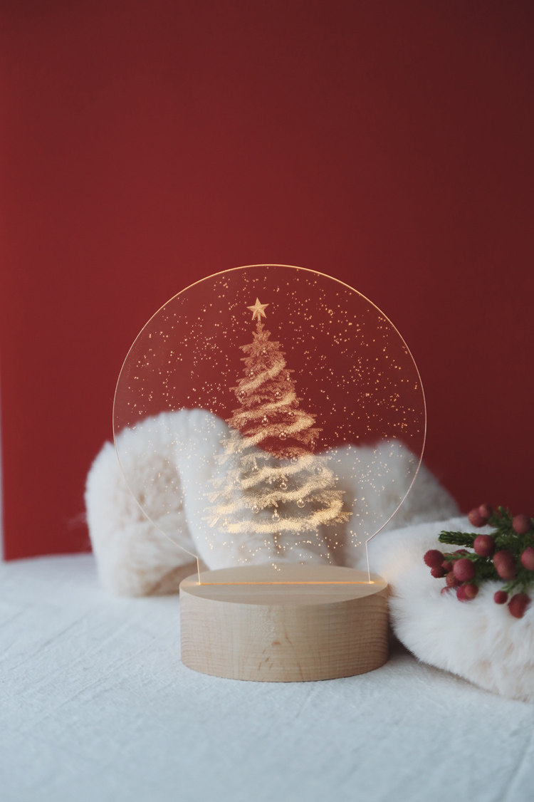 Lovely Solid Wood Base Cretaceous Christmas Atmosphere decorated lights Christmas Gift