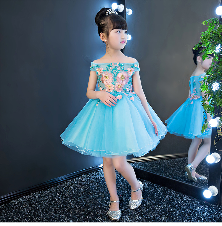 Trẻ em ăn mặc công chúa váy cô gái đám cưới tutu màu xanh một vai hoa cô gái ăn mặc được tổ chức sàn catwalk trang phục váy đầm thu đông cao cấp bé gái