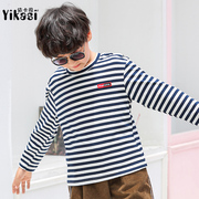 Bé trai dài tay áo thun 2020 trẻ em mới của sọc áo khoác Hàn Quốc phiên bản của bông đáy mùa xuân trẻ em lớn và thủy triều mùa thu.