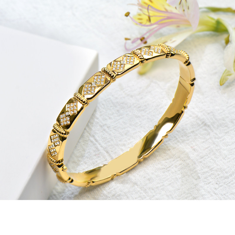 Nova Color Treasure 18K Yellow Gold Diamond Bracelet Simple Geometry Diamond Jewelry Fashion Versatile