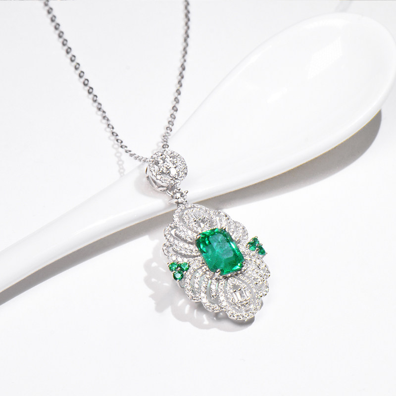 Nova Color Treasure 18k White Gold Natural Emerald Square Pendant Women's Diamond Necklace Clavicle Chain