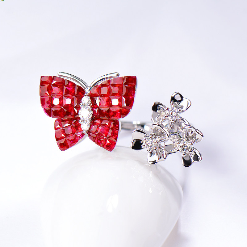 New star color treasure 18k white gold diamond ring female natural pigeon blood ruby ​​big butterfly diamond ring personalized customization
