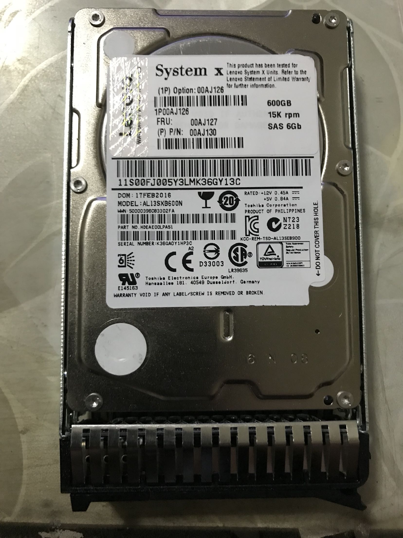 IBM x3850X6 M5 00AJ127 00AJ126 600GB 00AJ126 15K 6Gbps SAS 2 5 Lenovo