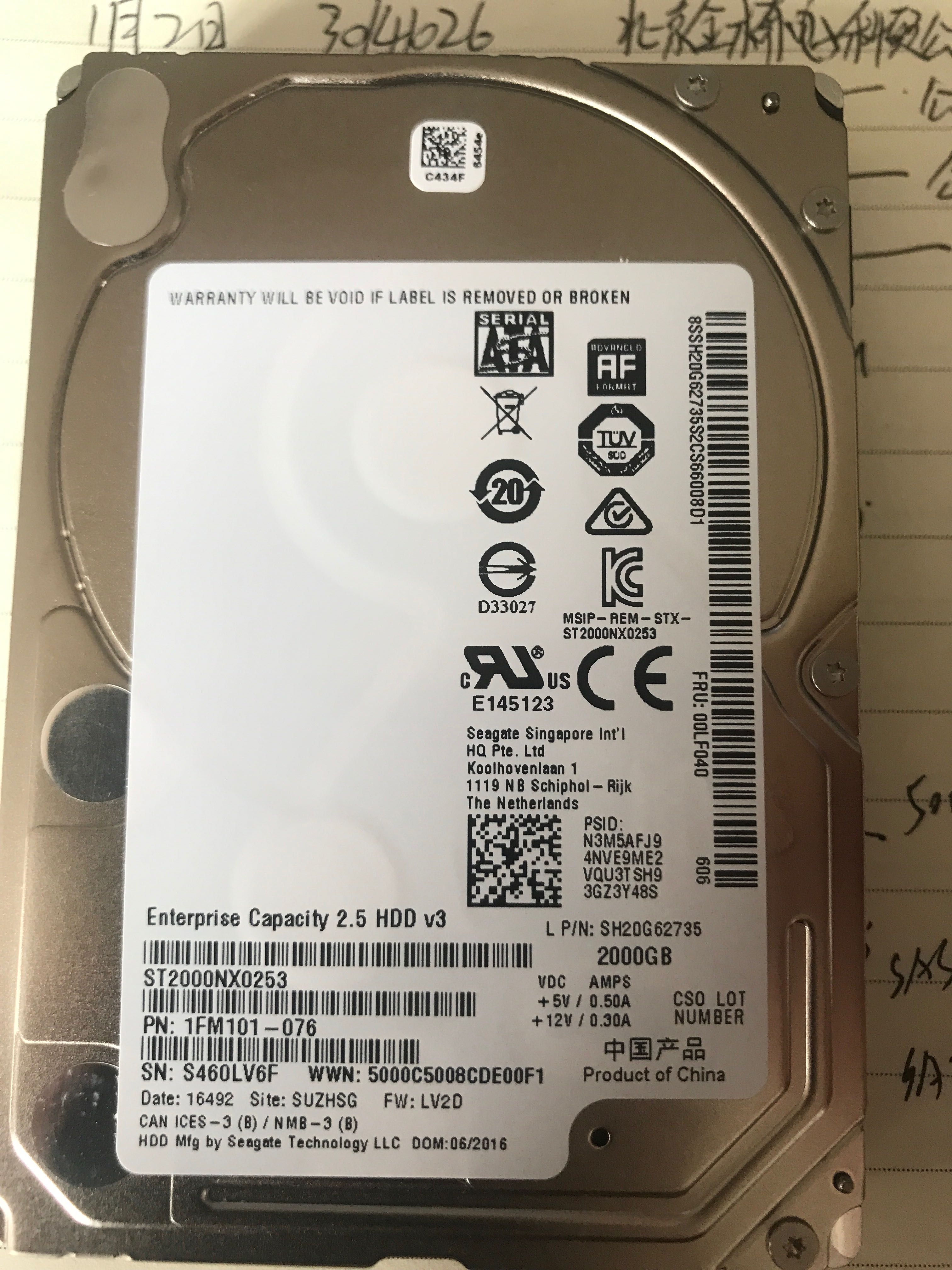 Lenovo 2T 2 5 SATA ST2000NX0253 FRU 00LF040 new original