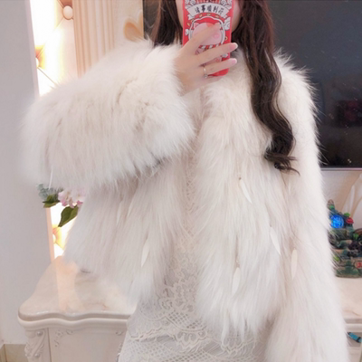 Haining fur ຂອງແມ່ຍິງສັ້ນ 2023 ໃຫມ່ pearl tassel fox slim ຄົນອັບເດດ: fur coat ຮ້ອນຖະຫນົນໄວຫນຸ່ມ