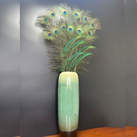 Изумрудно-зеленая ваза (12 перьев + 6 перьев)