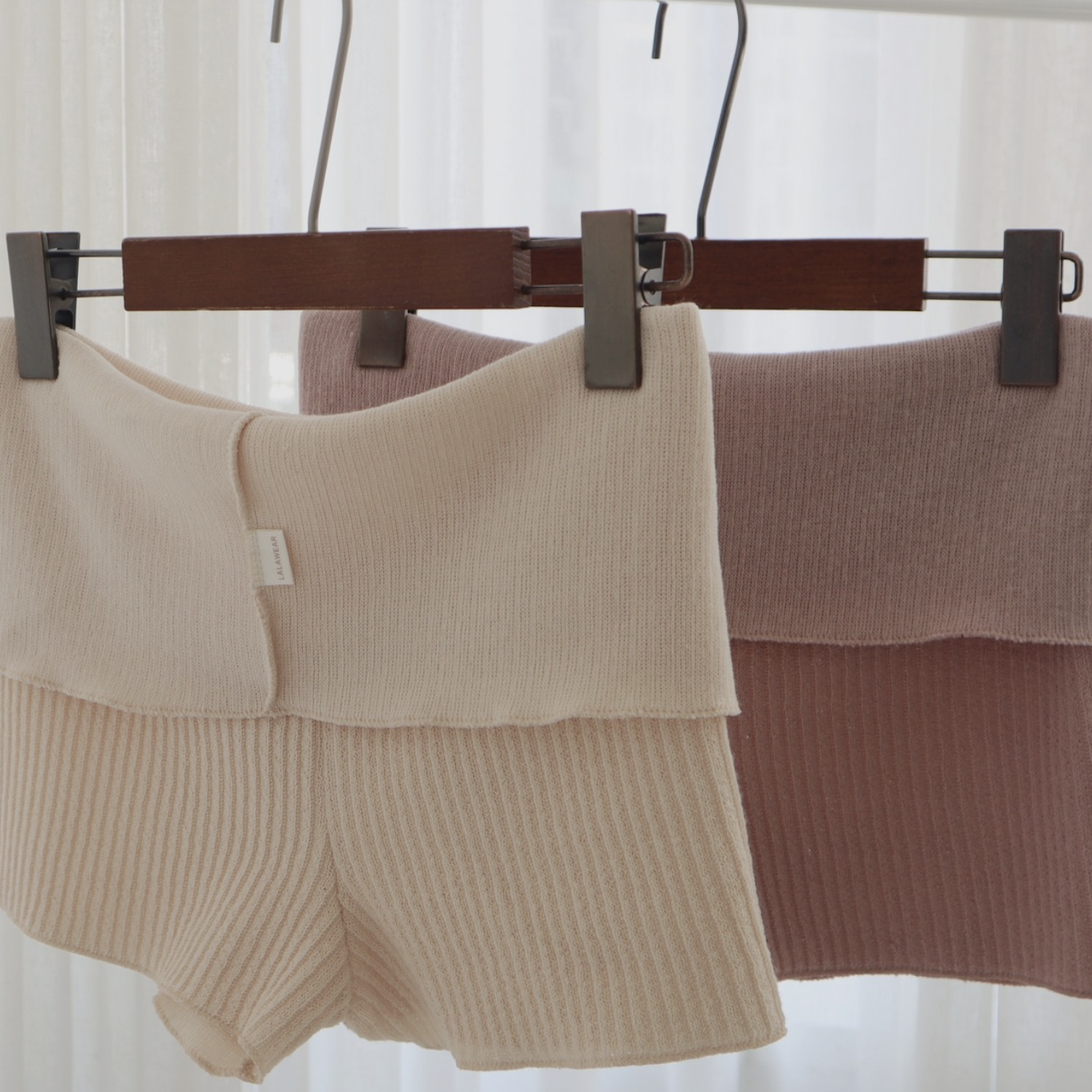 Shiya Lanxiang Spot Lalawear South Korea Imported Folding Waist Warm Warm-up Knit Exercise Shorts