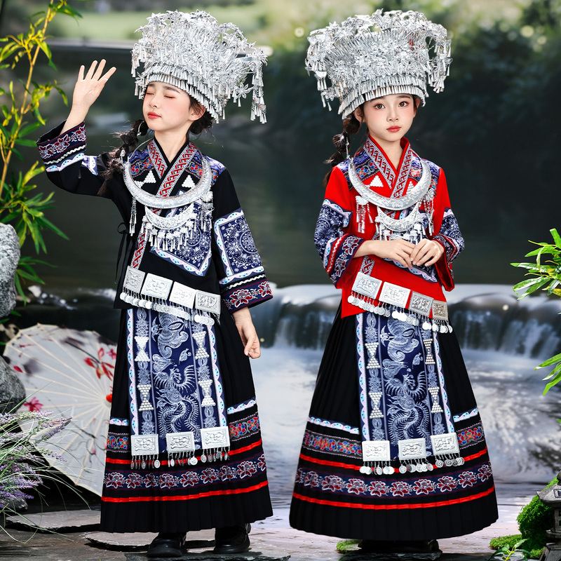 New Ethnic Style Performance Costumes for the Third Day of March, Miao Ethnic Clothing, Long-Sleeved Embroidered Silver Ornaments, Headwear, Dance Costumes for Boys and Girls