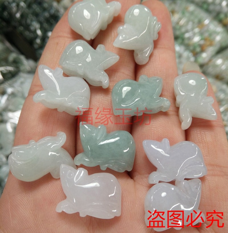 2026年如何挑选和田玉羊吊坠、小提溜挂件和十二生肖DIY配件?