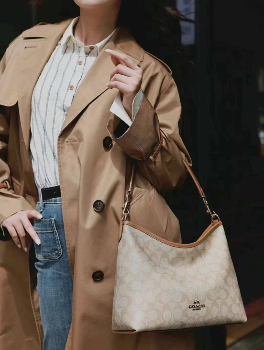 Американская прямая доставка Coach Новая молочная чайная Laurel Laurel Подмышечная сумка Сумка через плечо Carryall