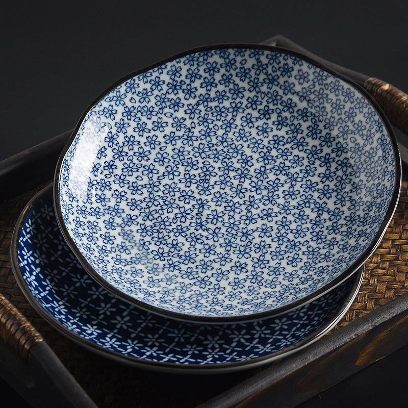 Pozzo See Japanese imported plate dishes for home and wind This sample ancient dyeing Chrysanthemum Disc Creative ceramic tableware gift box