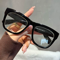 Большая черная рама Laohua Glasses Женские моды с высокой точки зрения высокой точки зрения, анти -мыл -срай -усталость старика 100 градусов 150