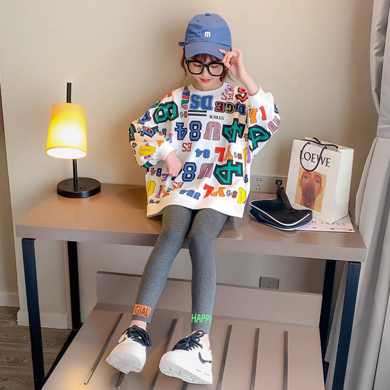 Girls Han Fan Tide Suit 2022 New Spring Long Sleeve Big Boy Girl Letter Thick Cotton T Pants Two-piece Set