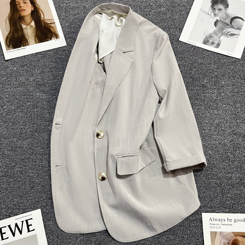 Gray Thin Blazer for Women 2026 Fashionable Summer New Design Casual Three-Quarter Sleeve Niche Suit