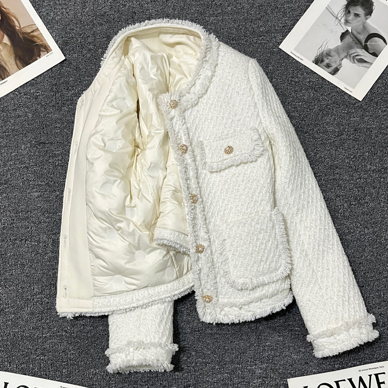 White Short Jacket in Chanel Style for Women, 2025 Autumn and Winter New Model, Down-Lined, Petite Size, Stylish and High-End