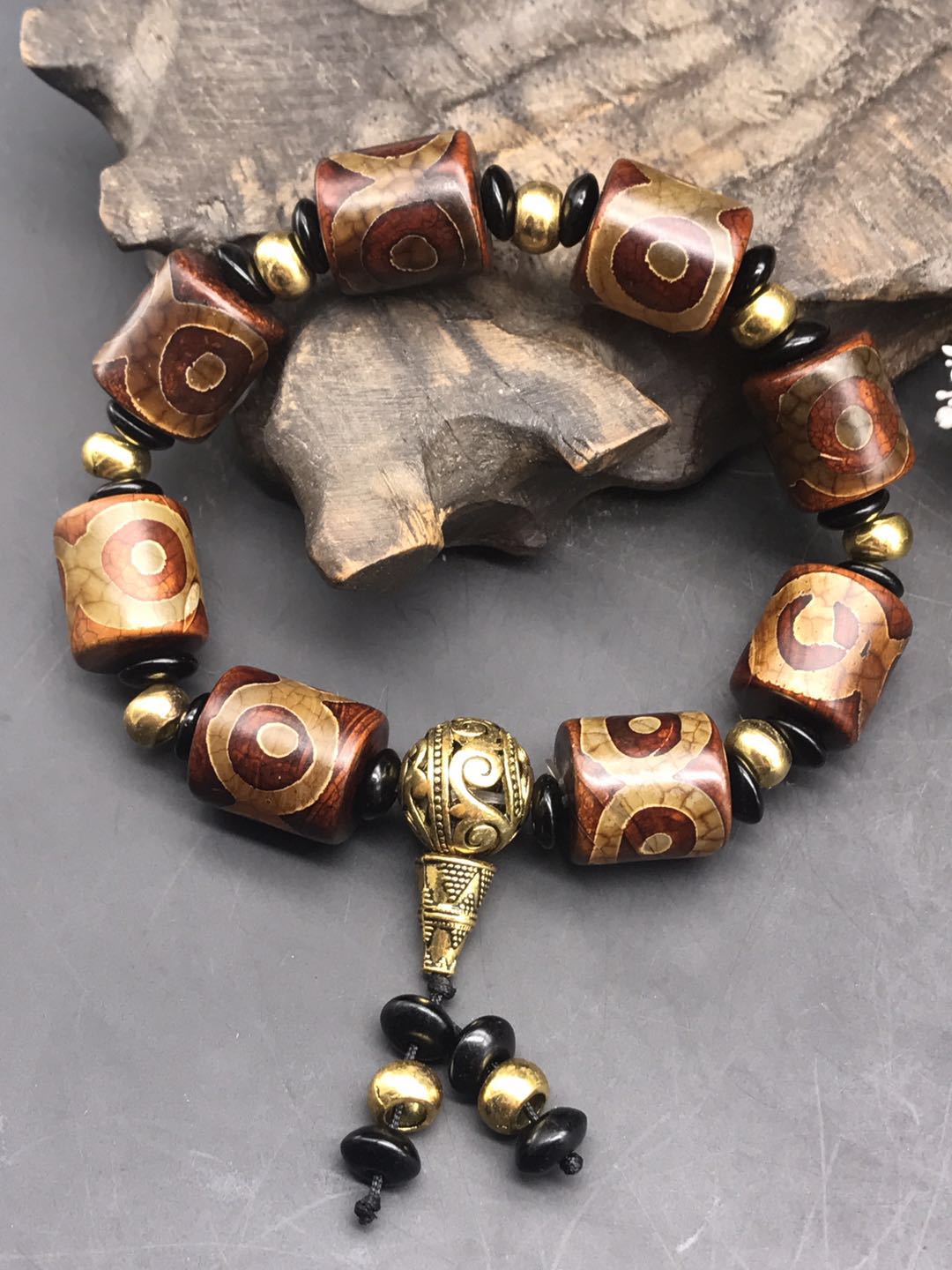 Three-eye-pearl hand string of first-line drugmaker Tianzhu Handmade natural jade medullary jade Manau Men's Tibet Sky Eye