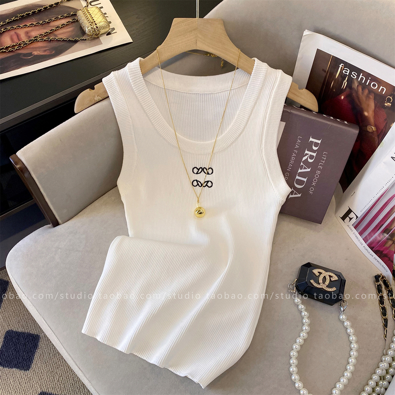 Letter Embroidery Knitted Camisole for Women 2026 Early Spring New Style High-End Slim Fit Versatile Sleeveless Top Letter Embroidery Knitted Camisole for Women 2026 Early Spring New Style High-End Slim Fit Versatile Sleeveless Top