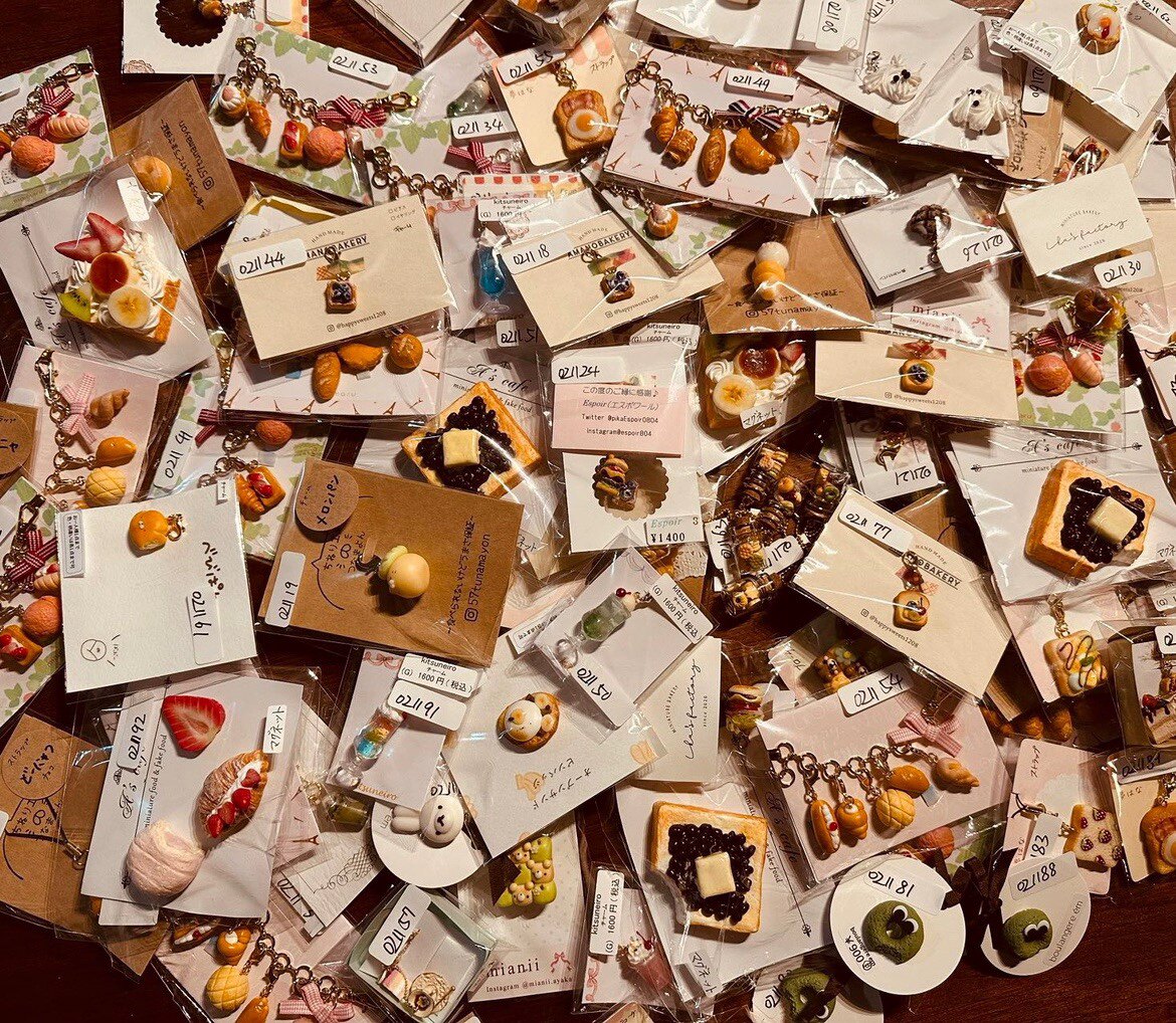 Japan Purchasing Food Play Exhibition Toast Cartoon Bread Burger Zipper Buttoned for hanging 2 Number-Taobao