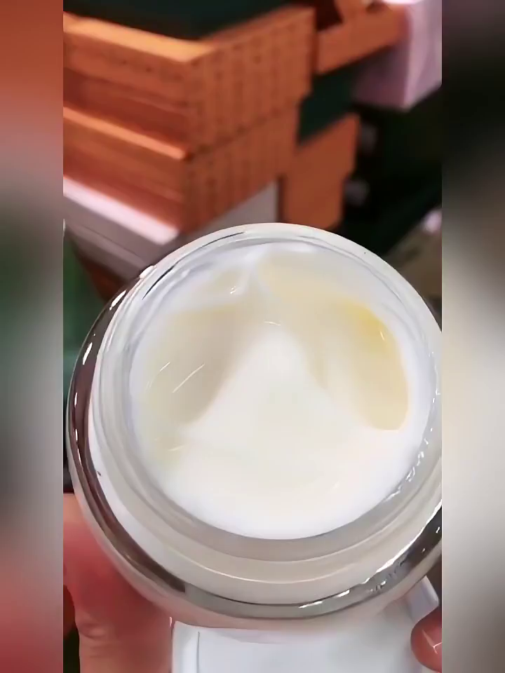 22元买断补水保湿黑方式?YOZO悠纪骆驼奶霜仙人掌乳霜值不值?