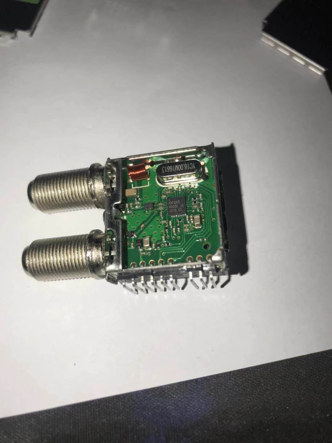 EDU-11722FFURJ tünter MXL608 16MHZ