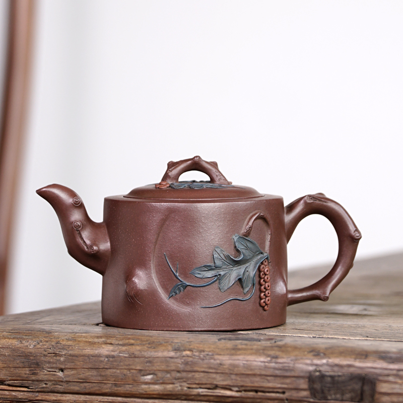 Early one factory Cultural Revolution purple sand old pot famous Wang Yinxian whole handmade original ore old purple mud grape tree pile pot