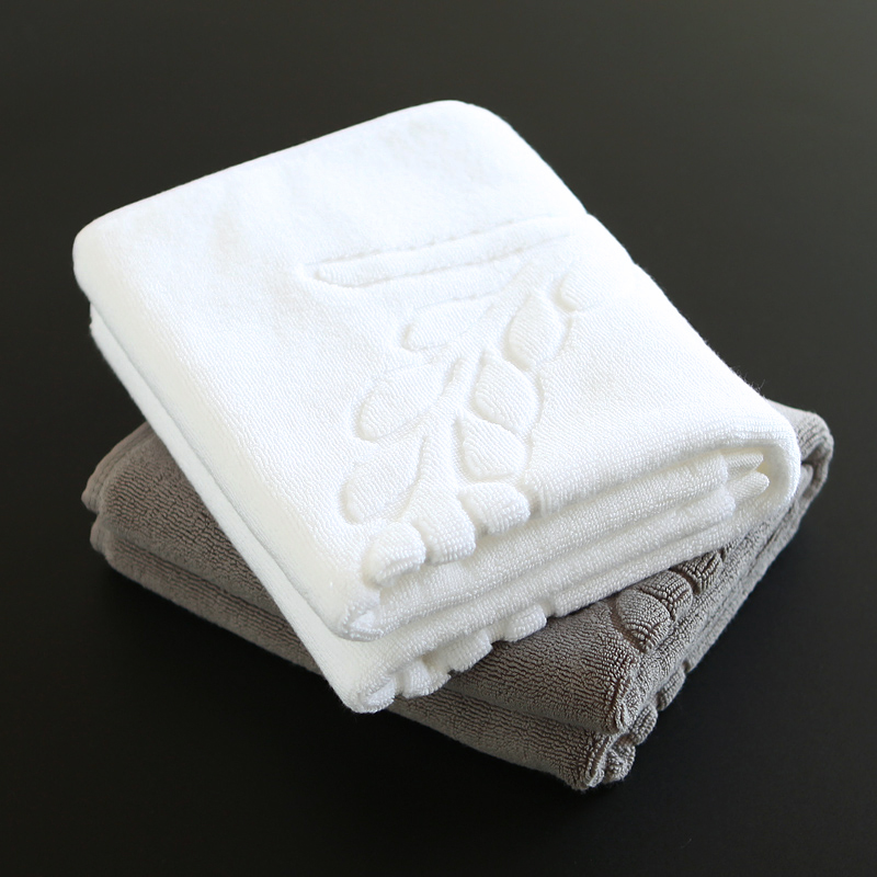 Watertight towel thickness and anti slip foot mat household mat with white cotton hotels