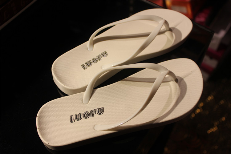 Mùa hè mới thời trang flip-flops Hàn Quốc phiên bản của dép nữ non-slip mang giày bãi biển nam giới và phụ nữ dép giản dị và dép đi trong nhà triều