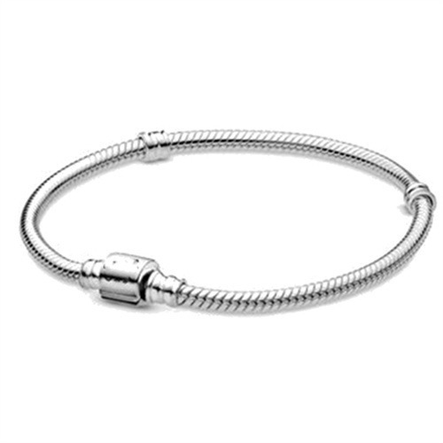 Pan's 925 Silver Bracelet for Women, Thick Silver Bangle with Square Heart and Leaf Clasp, Snake Bone Bracelet, Fashionable Internet Celebrity Women's Chain
