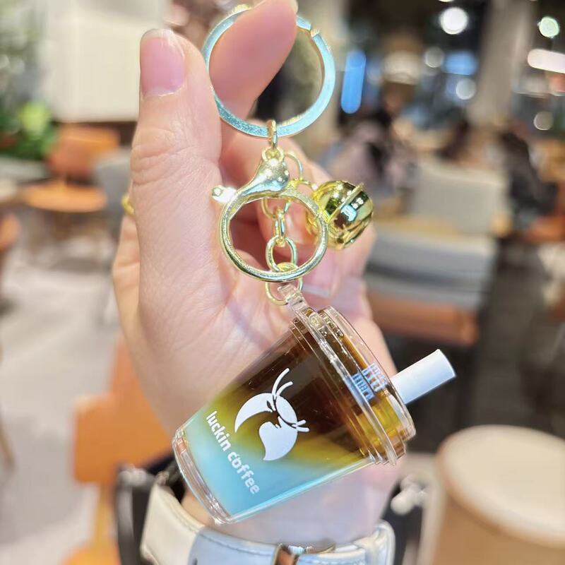 Flowing Sand Orange C American-Style Mini Milk Tea Cup Keychain, Popular Acrylic Color-Blocking Coffee Cup Student Backpack Pendant