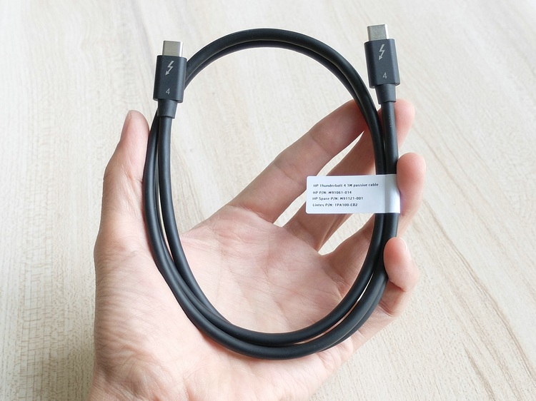 1m Short-Head Hp Thunderbolt 4 Data Cable Full-Speed 40g 100W Compatible with Usb4 Thunderbolt 3 4K8K Display Cable
