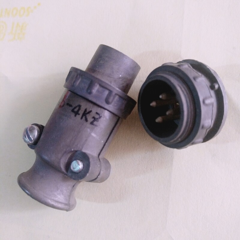 Brand new original CX5-4KZ 4-pin aviation socket plug (female)
