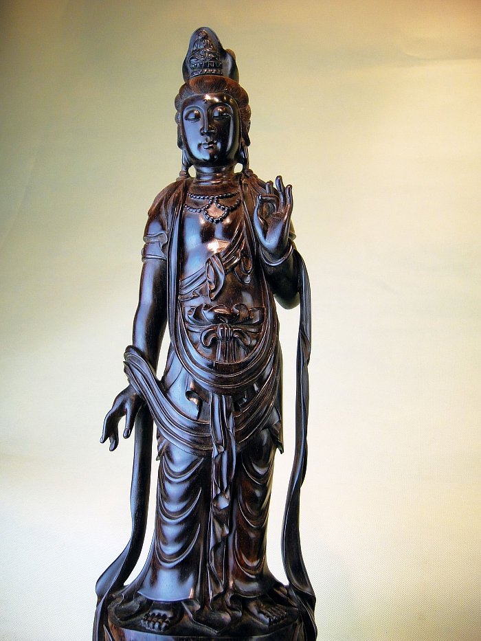 Small leafy purple sandalwood (with identification certificate) View the world of the Buddha statue of the Buddha wood carvings and the Buddha at the mercy of the Bodhisattva of Guanyin