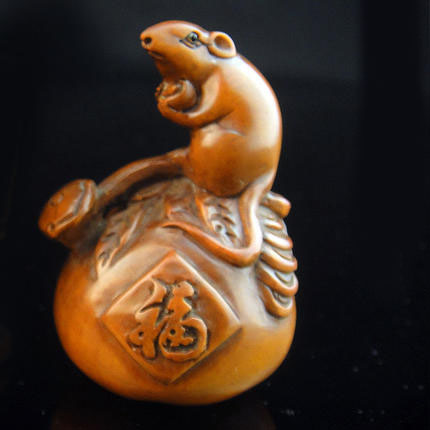 Boxwood wood play wood carving hand parts Mouse chicken pig Tiger Dragon Rabbit Sheep zodiac Dog zodiac hand parts