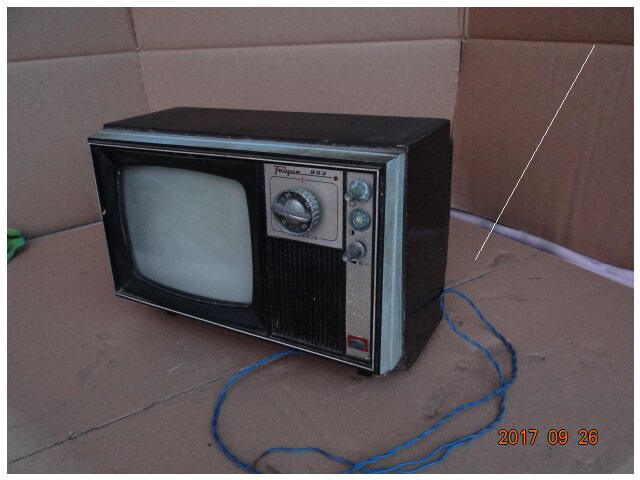 70s Old Things Leap Wood Shell 9 Inch Black And White Antique Electric Machine Collection Furnishing Old Objects