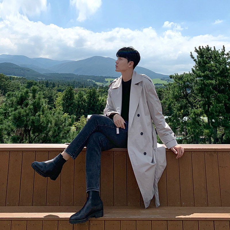 The Spring and Autumn Season is very fairy The man in the wind overlooks the kneecap, the Korean version of the trend Inron Wind beige thin coat jacket