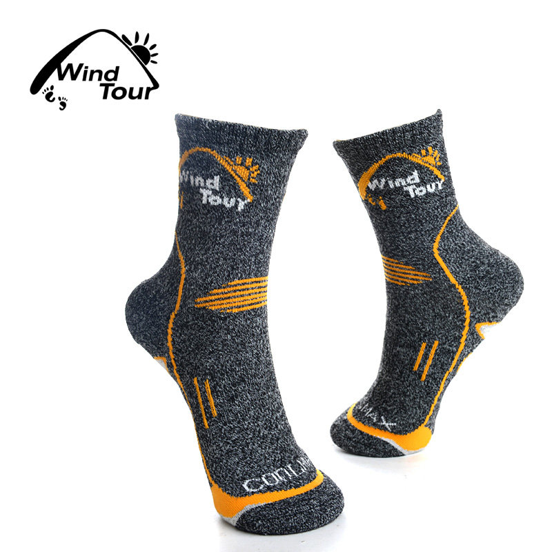 Outdoor sports socks Comfortable breathable summer thickened mid-tube quick-drying quick-drying socks Men's and women's running socks Basketball socks