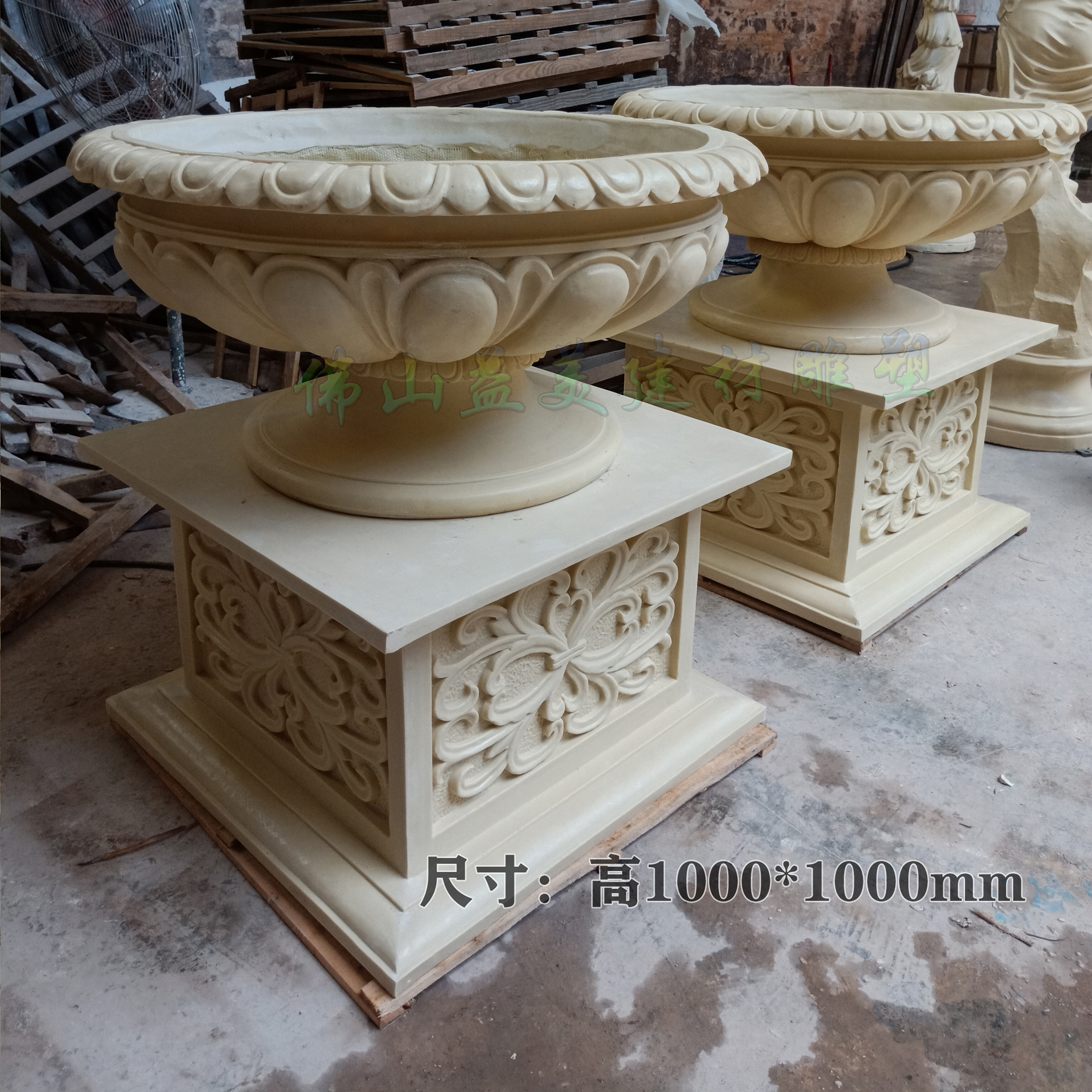 Yimei sandstone fiberglass relief flower pot sculpture outdoor flower pot garden landscape European-style column pier flower pot