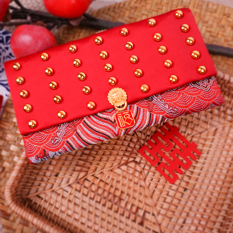 Personality RMBten thousand Creative fabric Red Envelopes Wedding fee upscale Silk wedding gift Wedding Gift with ten thousand megacities