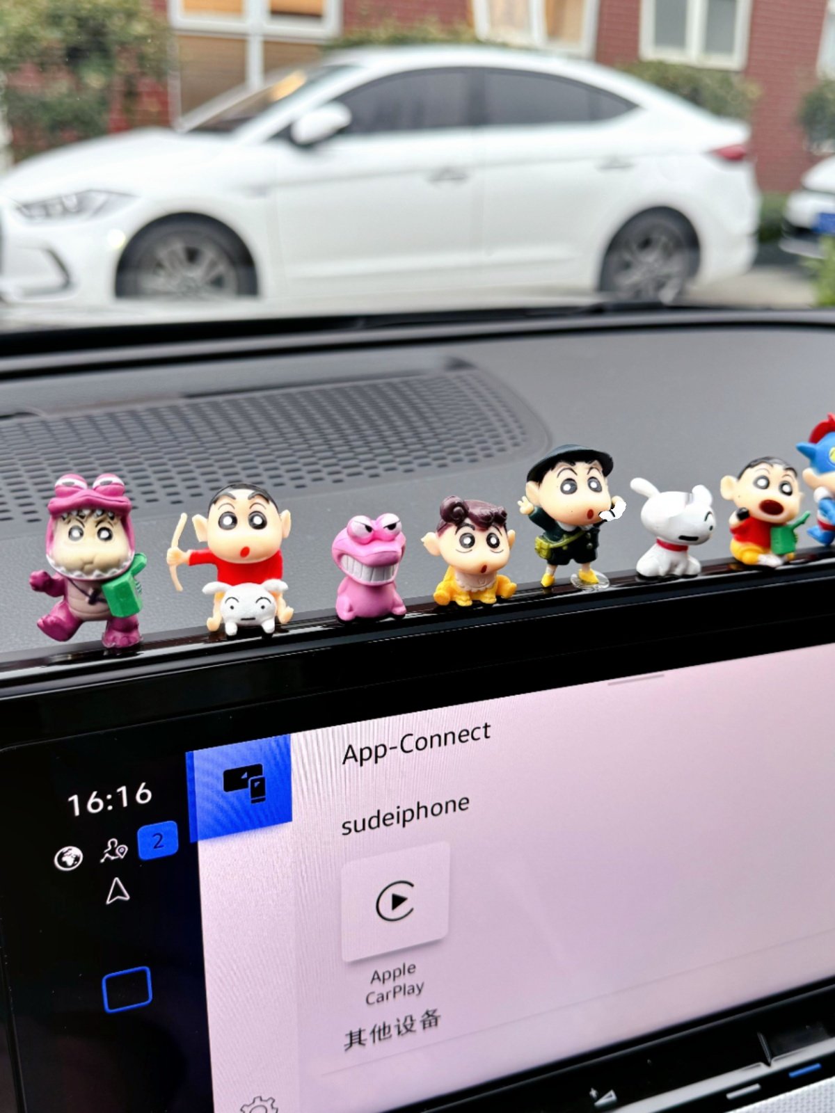Crayon Shin-Chan Series Car Ornaments Cartoon Car Interior Center Console Screen Window Side Rearview Mirror Cute Doll Decoration