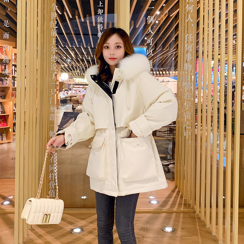 Anti-season down clothes woman short section 2020 new real fox big fur collar pie overcomes the small collection waist tooling clear cabin