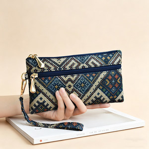 2026 New Bohemian Ethnic Style New Chinese-Style Clutch Bag Women's Long Wallet Phone Bag Trendy Fashion Versatile