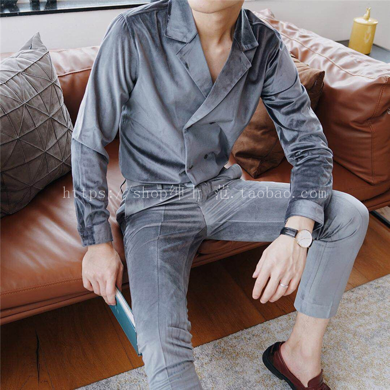 Quạt quý ông 2018 Thu Đông New England Fashion Gold Velvet Fabric Men Hàn Quốc Slim Cuba Cổ áo phù hợp quần đũi nam
