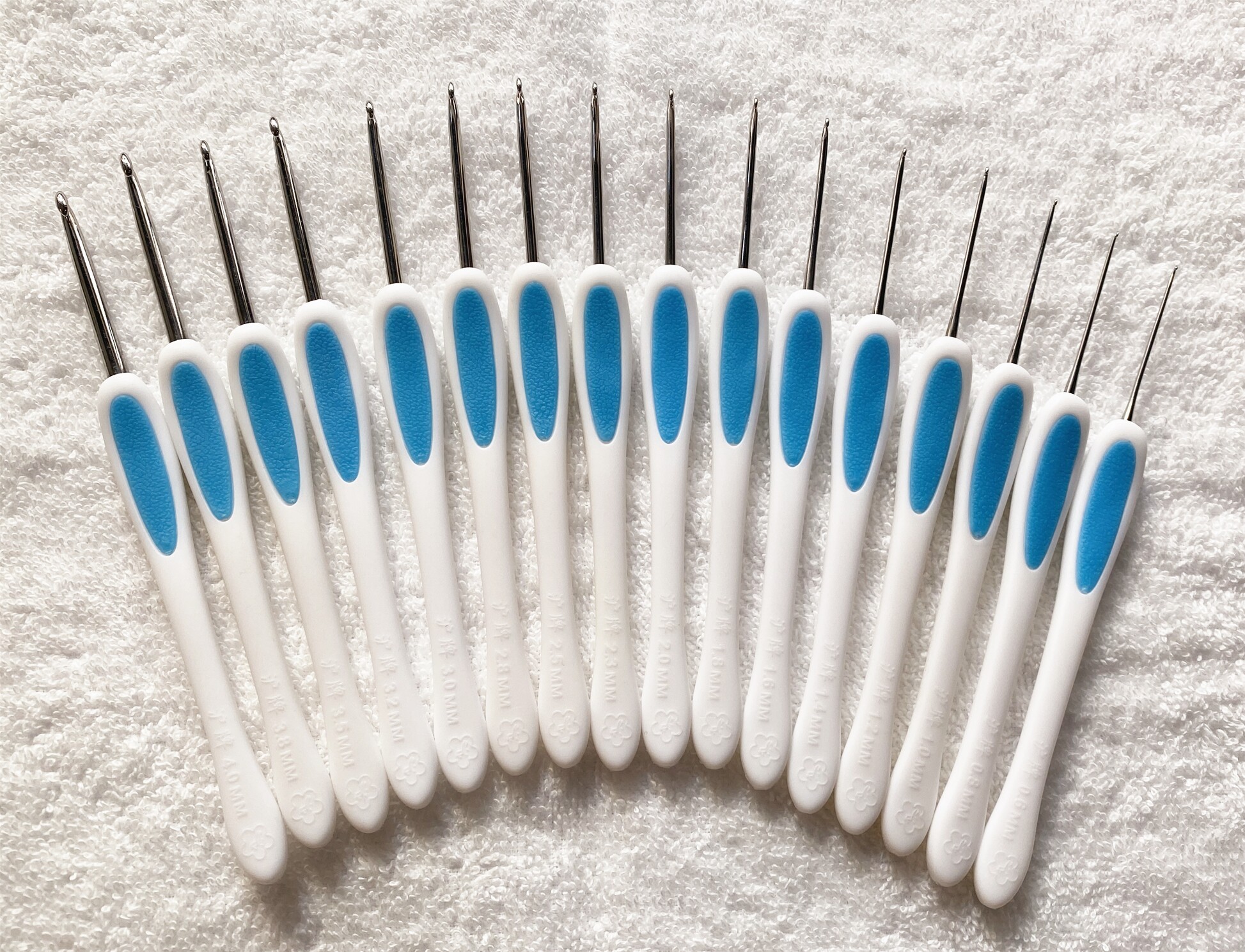 Shanghai brand crochet non-slip handle Crochet stainless steel handmade knitting tool set